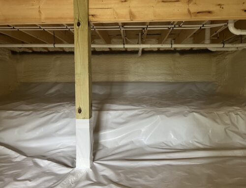 Pros & Cons of Spray Foam in a Crawl Space